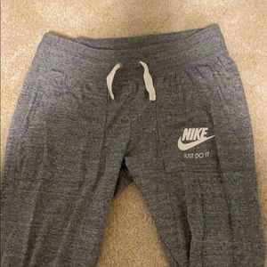 Nike sweatpants 3/4 length